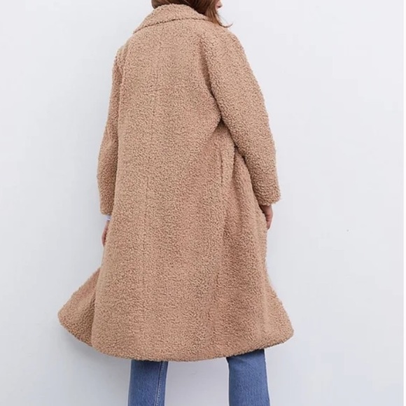 Lovers + Friends x REVOLVE Teddy Faux Fur Coat - Picture 3 of 9